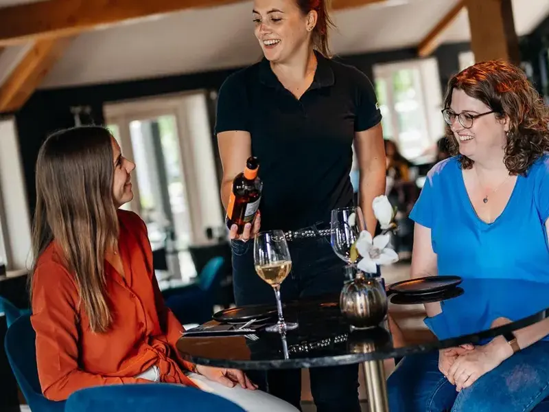 Bateau lounge & dîner